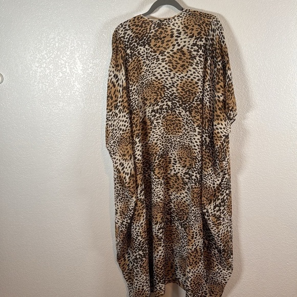 Hutton Wilkinson Leopard Kaftan One Size Fits All Plus Size - Picture 5 of 7